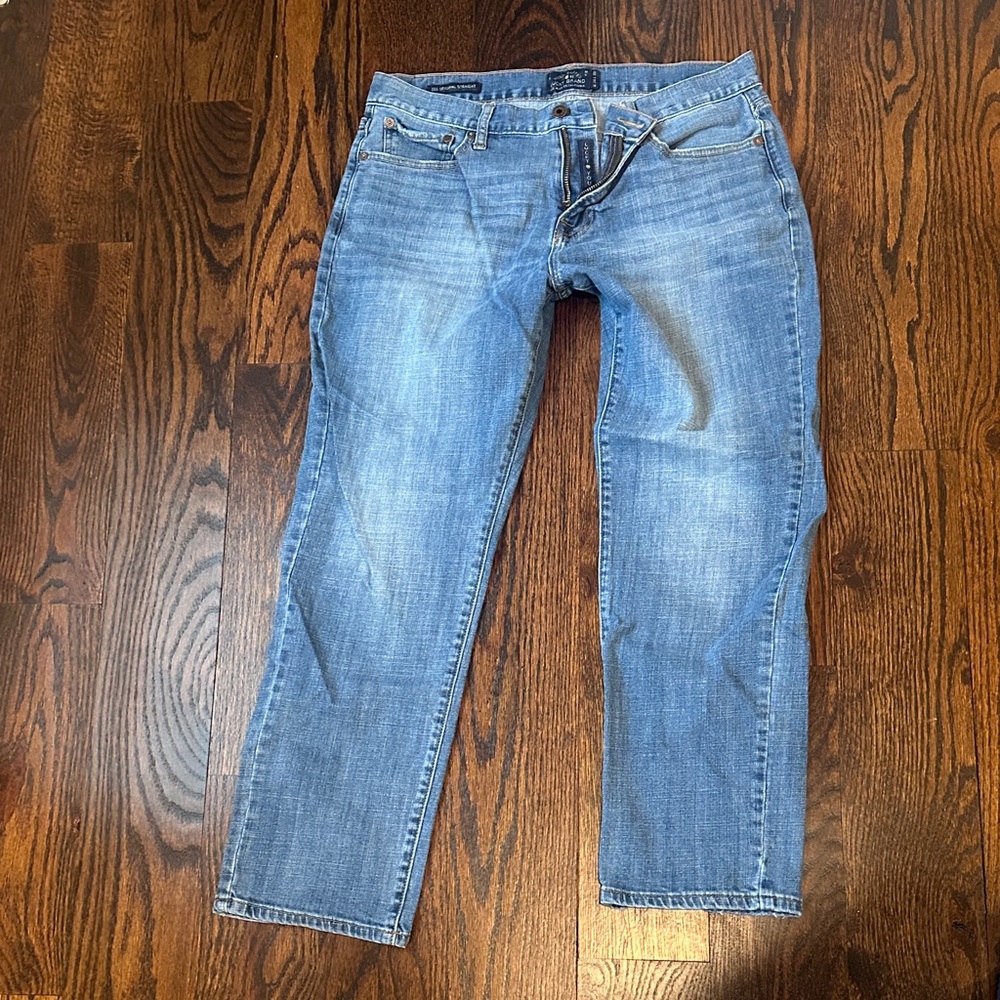 Classic men’s Blue Denim Jeans lucky brand☘️